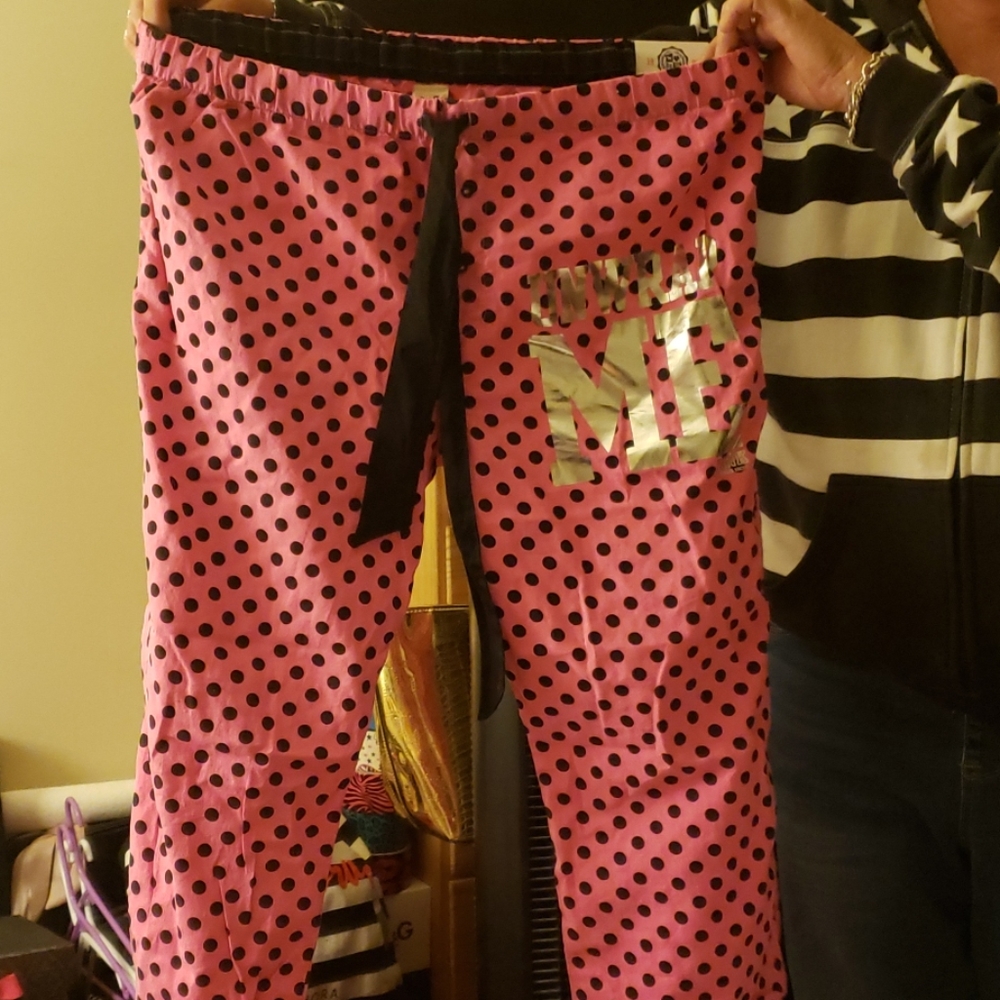 Pink sleep pants